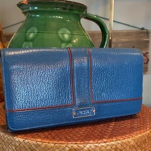 TUMI Chelsea Continental Pebbled Leather Wallet Turquoise with Burgundy Detail